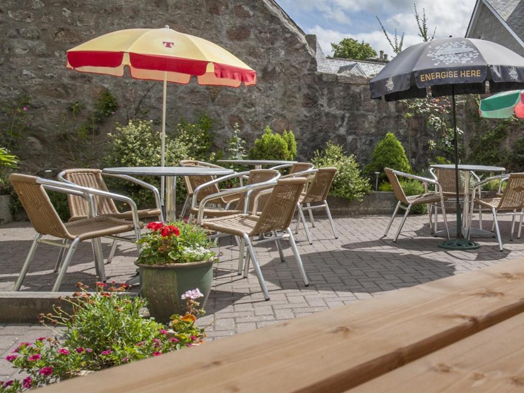 The Commercial Hotel Tarland Exterior foto